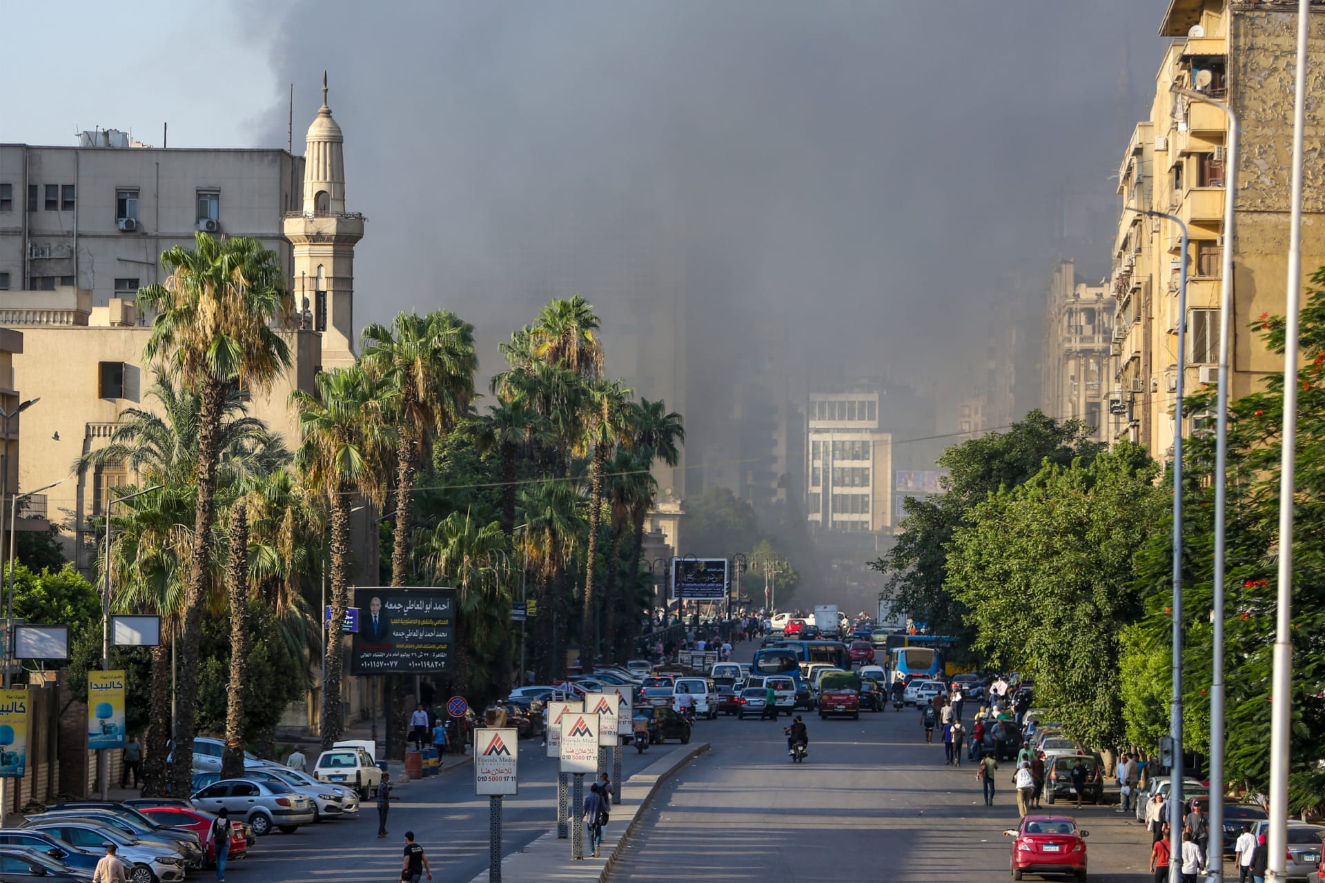 حريق سنترال رمسيس يشل الاتصالات والإنترنت ويسفر عن إصابة 22 شخصاً
