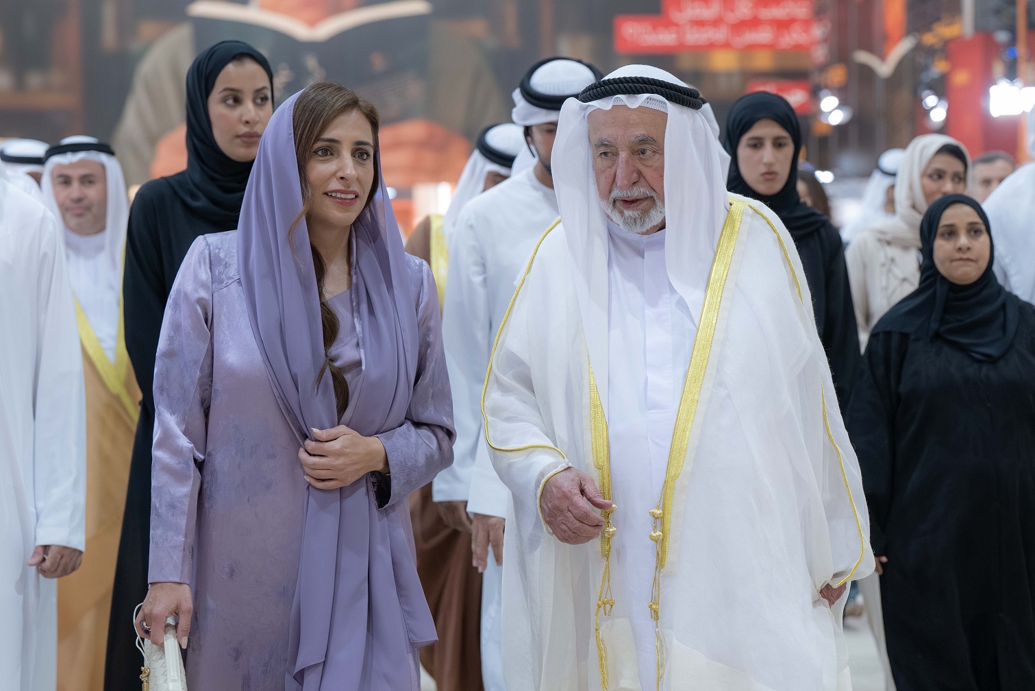 حاكم الشارقة يوجّه بتخصيص 4.5 مليون درهم لتزويد مكتبات الإمارة بأحدث إصدارات دور النشر المشاركة في “الشارقة الدولي للكتاب” 2025